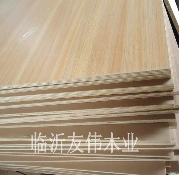 膠合板的密度多少，受什么因素影響